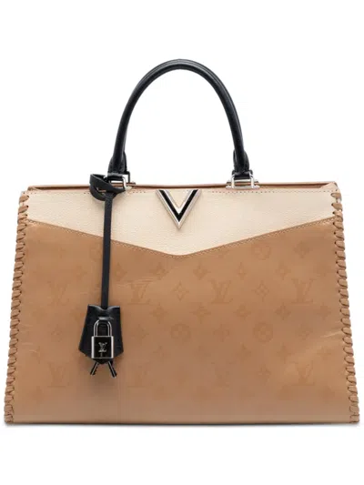 Pre-owned Louis Vuitton 2021-2026 Monogram Very Leather Very Zipped Satchel In Neutral