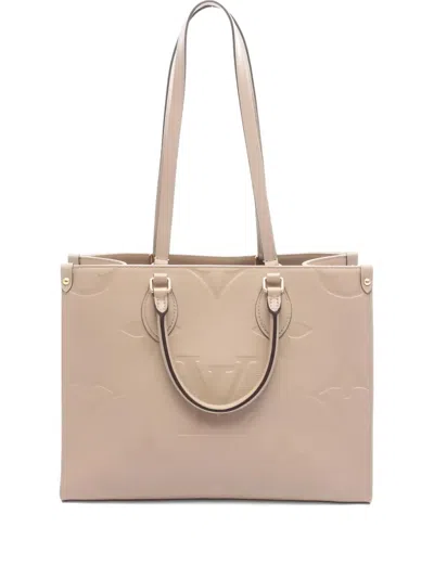 Pre-owned Louis Vuitton 2021s Onthego Mm Monogram Tote Bag In Neutral