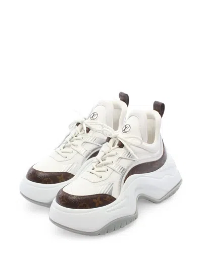 Pre-owned Louis Vuitton 2023 Lv Arclight 2.0 Line Monogram Sneakers In White