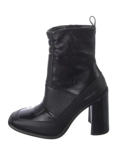 Pre-owned Louis Vuitton 2024 Lv Monogram Boots In Black