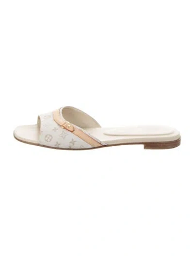Pre-owned Louis Vuitton 2024 Lv Monogram Slides In White
