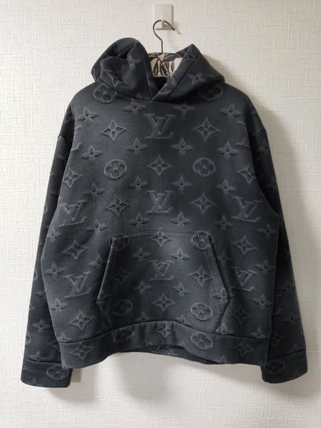 LOUIS VUITTON フーディ￼ 3Dモノグラム 2054 Pre-owned Louis Vuitton '2054' 3d Monogram Hoodie In Black