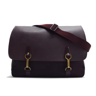 Pre-owned Louis Vuitton Acajou Bordeaux Taiga Leather Messenger Bag Shoulder Bag ()