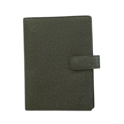 Pre-owned Louis Vuitton Agenda Mm Leather Wallet () In Black