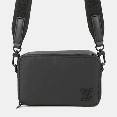 Pre-owned Louis Vuitton Alpha Wearable Wallet Noir Grained Calf Leather Lv Aerogram In Black