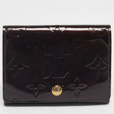 Pre-owned Louis Vuitton Amarante Monogram Vernis Business Card Holder In Burgundy