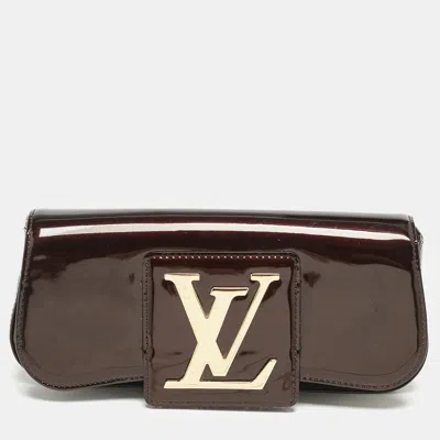 Pre-owned Louis Vuitton Amarante Vernis Sobe Clutch In Burgundy