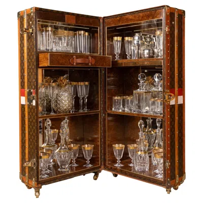 Pre-owned Louis Vuitton Antique 20thc  Trunk In Monogram Canvas With Built In Bar In Brown