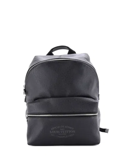 Pre-owned Louis Vuitton Articles De Voyage Discovery Taiga Leather Pm Backpack In Black