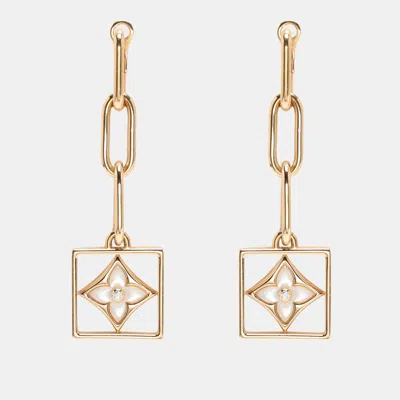 Pre-owned Louis Vuitton B Blossom Yellow Gold White Mother-of-pearl And Diamond Dangle Earrings