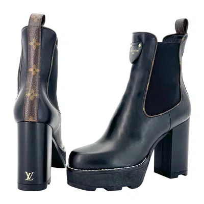 Pre-owned Louis Vuitton Beaubourg Chelsea Lv Monogram Platform Calfskin Ankle Boots 36.5 In Black