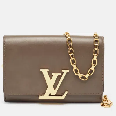 Pre-owned Louis Vuitton Beige Leather Louise Chain Clutch