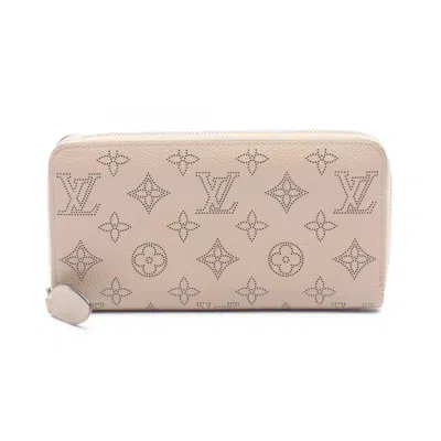 Pre-owned Louis Vuitton Beige Mahina Leather Leather Long Wallet (bi-fold) () In Sand