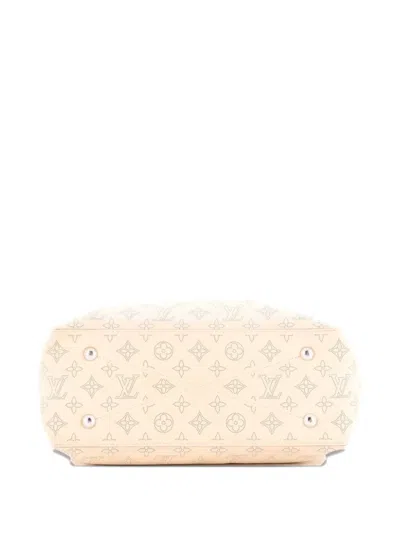 Pre-owned Louis Vuitton Bella Mahina Leather Tote Bag In Neutral