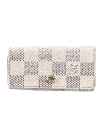 Pre-owned Louis Vuitton Bifold Wallet In Neutral