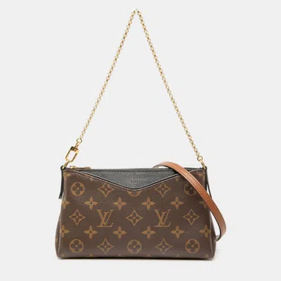 Pre-owned Louis Vuitton Black Brown Monogram Pallas Clutch