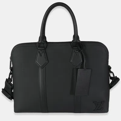Pre-owned Louis Vuitton Black Calfskin Aerogram Takeoff Briefcase