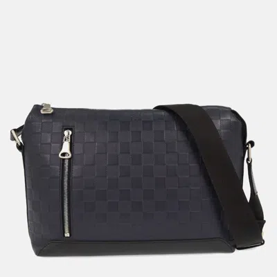 Pre-owned Louis Vuitton Black Damier Infini Discovery Messenger Pm