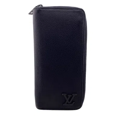 Pre-owned Louis Vuitton Black Leather Long Wallet (bi-fold) ()