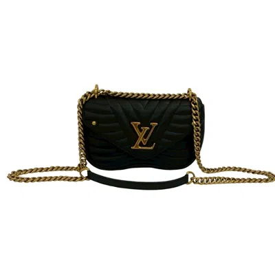 Pre-owned Louis Vuitton Black Leather Pochette Shoulder Bag ()