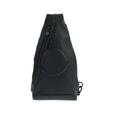 Pre-owned Louis Vuitton Black Leather Pouch Shoulder Bag ()