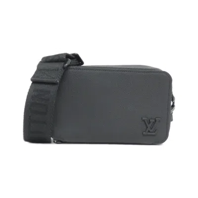Pre-owned Louis Vuitton Black Leather Shoulder Bag ()