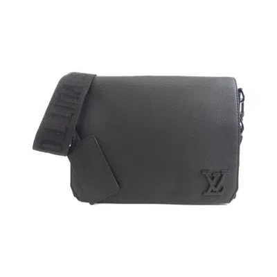 Pre-owned Louis Vuitton Black Leather Shoulder Bag ()