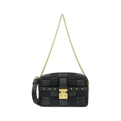 Pre-owned Louis Vuitton Black Leather Shoulder Bag ()