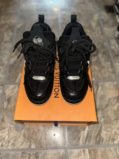 Pre-owned Louis Vuitton Black Lv Skate Sneakers Size Lv 9 Size Us 10