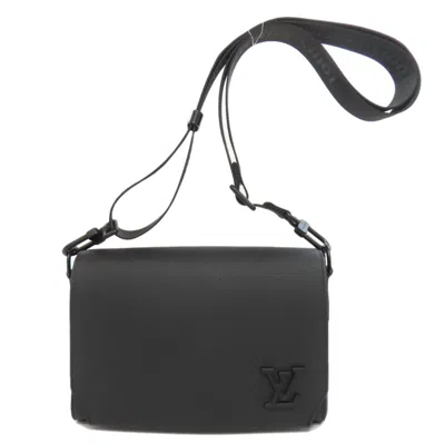 Pre-owned Louis Vuitton Black Noir Leather Shoulder Bag ()