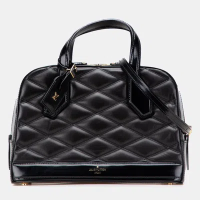 Pre-owned Louis Vuitton Black Quilted Lambskin Malletage Dora Pm