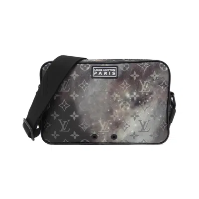 Pre-owned Louis Vuitton Black Silver Coated Canvas Shoulder Bag ()