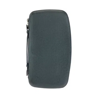 Pre-owned Louis Vuitton Black Taiga Leather Long Wallet (bi-fold) ()