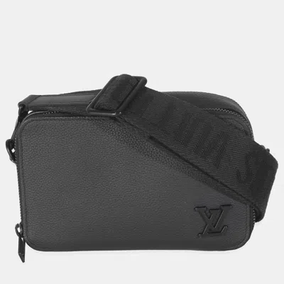 Pre-owned Louis Vuitton Black Taurillon Alpha Wearable Wallet