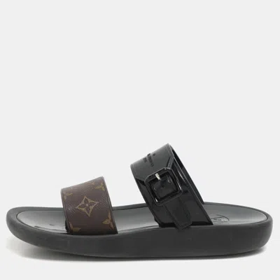 Pre-owned Louis Vuitton Black/brown Monogram Rubber Sunbath Flat Slides Size 40