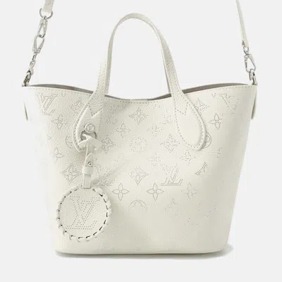 Pre-owned Louis Vuitton Blossom Pm White Monogram Mahina Leather Bag
