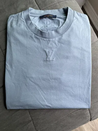 Pre-owned Louis Vuitton Blue Embossed Logo T Shirt