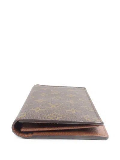 Pre-owned Louis Vuitton Brazza Monogram Wallet In Brown