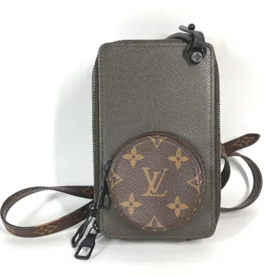 Pre-owned Louis Vuitton Brown Gray Taiga Leather Monogram Pochette Shoulder Bag ()