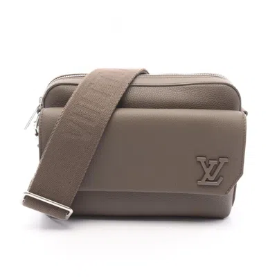 Pre-owned Louis Vuitton Brown Leather Shoulder Bag ()