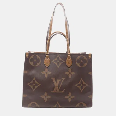 Pre-owned Louis Vuitton Brown Monogram Giant Onthego Gm