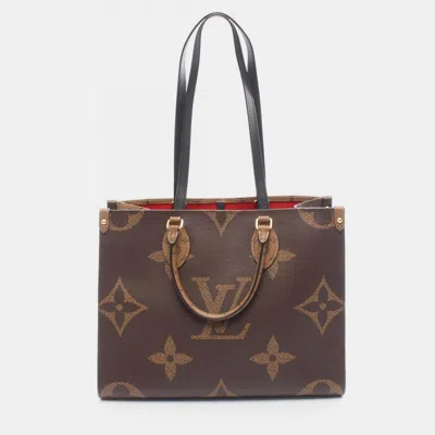 Pre-owned Louis Vuitton Brown Monogram Giant Onthego Mm