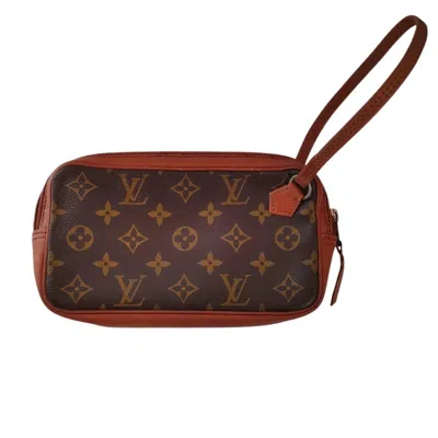 Pre-owned Louis Vuitton Brown Monogram Monogram Clutch Bag Pochette ()