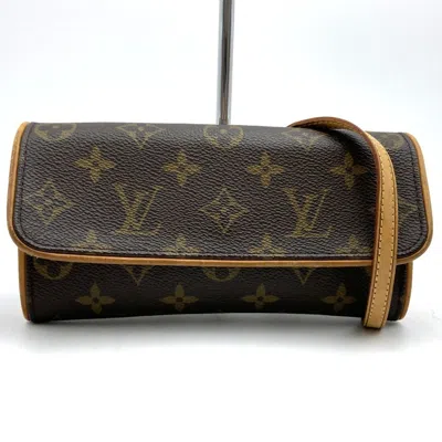 Pre-owned Louis Vuitton Brown Monogram Monogram Pochette Shoulder Bag ()