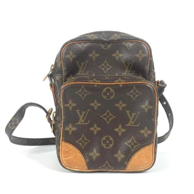 Pre-owned Louis Vuitton Brown Monogram Pochette Shoulder Bag ()