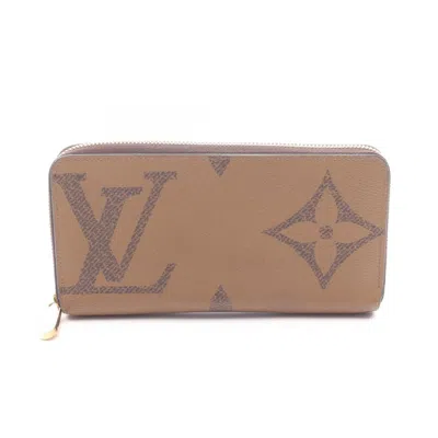Pre-owned Louis Vuitton Brown Monogram Pvc Long Wallet (bi-fold) ()