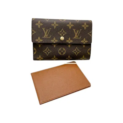 Pre-owned Louis Vuitton Brown Monogram Wallet (tri-fold) ()