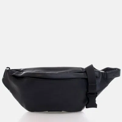 Pre-owned Louis Vuitton Calfskin Discovery Bumbag Pm In Black