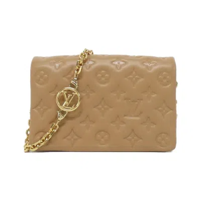 Pre-owned Louis Vuitton Camel Leather Pochette Shoulder Bag ()
