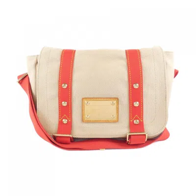 Pre-owned Louis Vuitton Canvas Shoulder Bag () In Beige